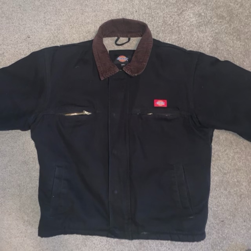 Dickie’s Black full zip jacket with cotton interior.